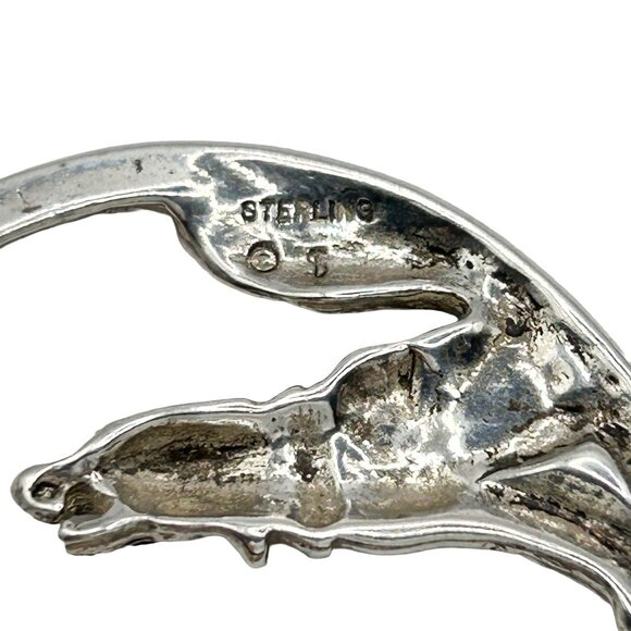 925 Sterling Silver 'Song of the Wild' Howling Wolves Round Pendant - Picture 5 of 5